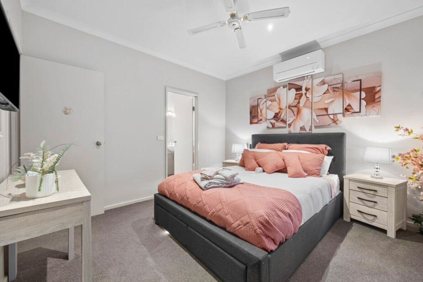 3 chambres, fer et planche à repasser, Wi-Fi, draps fournis