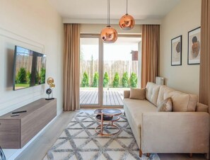 TV - Gea Eco by Interhome (Ustronie Morskie)