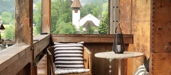 Iconic Valley View • Amazing Design + King Bed