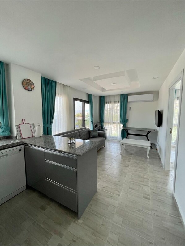 Standard Apartment | Living area