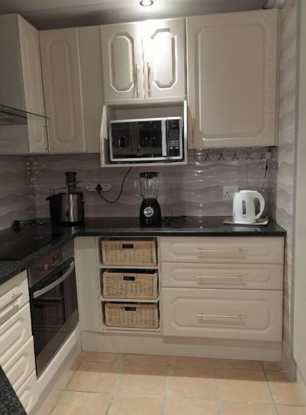 Fridge, microwave, oven
