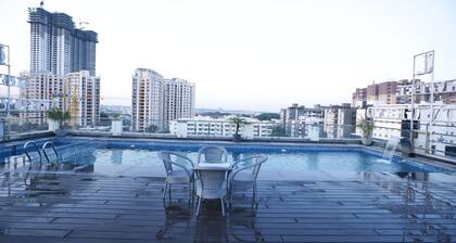 Hotel Leroy Grand