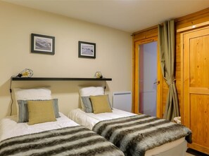 4 間睡房、免費 Wi-Fi