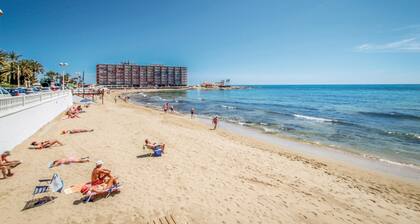 Bel appartement Ă Torrevieja