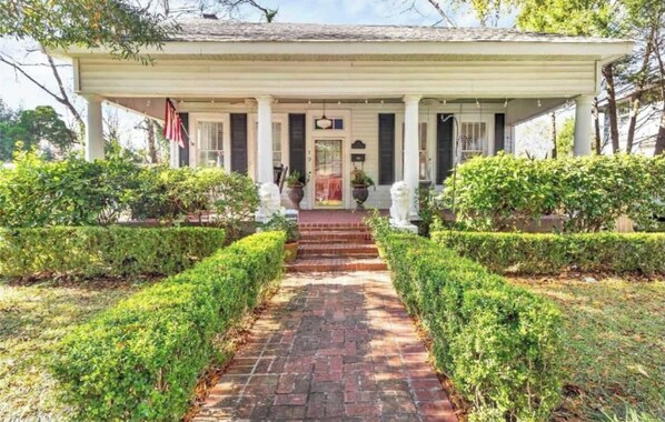 Exterior - 3BR Central Home • Pet-Friendly Comfort (Montgomery)