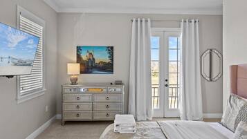 5 bedrooms, desk, iron/ironing board, free WiFi