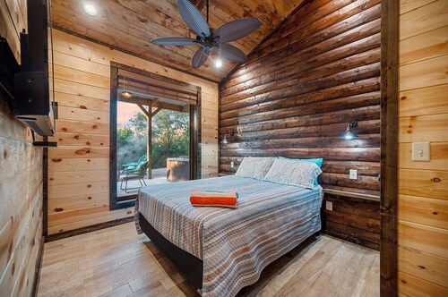 Hidden Hills Hideaway- Broken Bow/Hochatown- 2bd