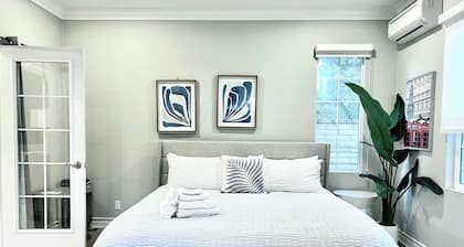 @ Marbella Lane - Modern and Sophisticated Home