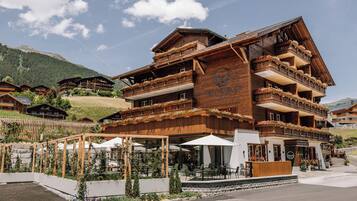 Fachada de la propiedad