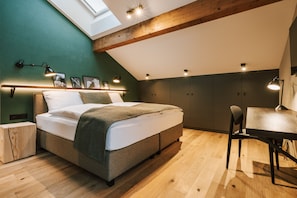 Panoramic-Loft | 1 Schlafzimmer, hochwertige Bettwaren, Daunenbettdecken, Zimmersafe