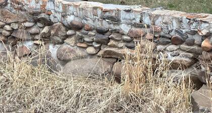 Take it EZ private cabin overlooking the river with hot tub 5 min to Estespark !