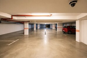 Self-parking (surcharge)