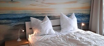 Moderne OG-Wohnung mit Blick aufs Meer und Stralsund