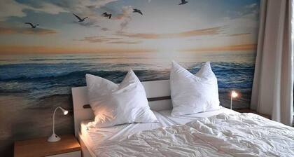 Moderne OG-Wohnung mit Blick aufs Meer und Stralsund