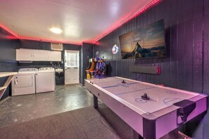 Spielezimmer