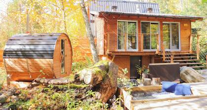 River, Sauna & Spa - The Farmhouse in Forest