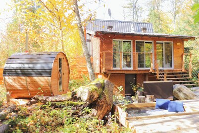 River, Sauna & Spa - The Farmhouse in Forest