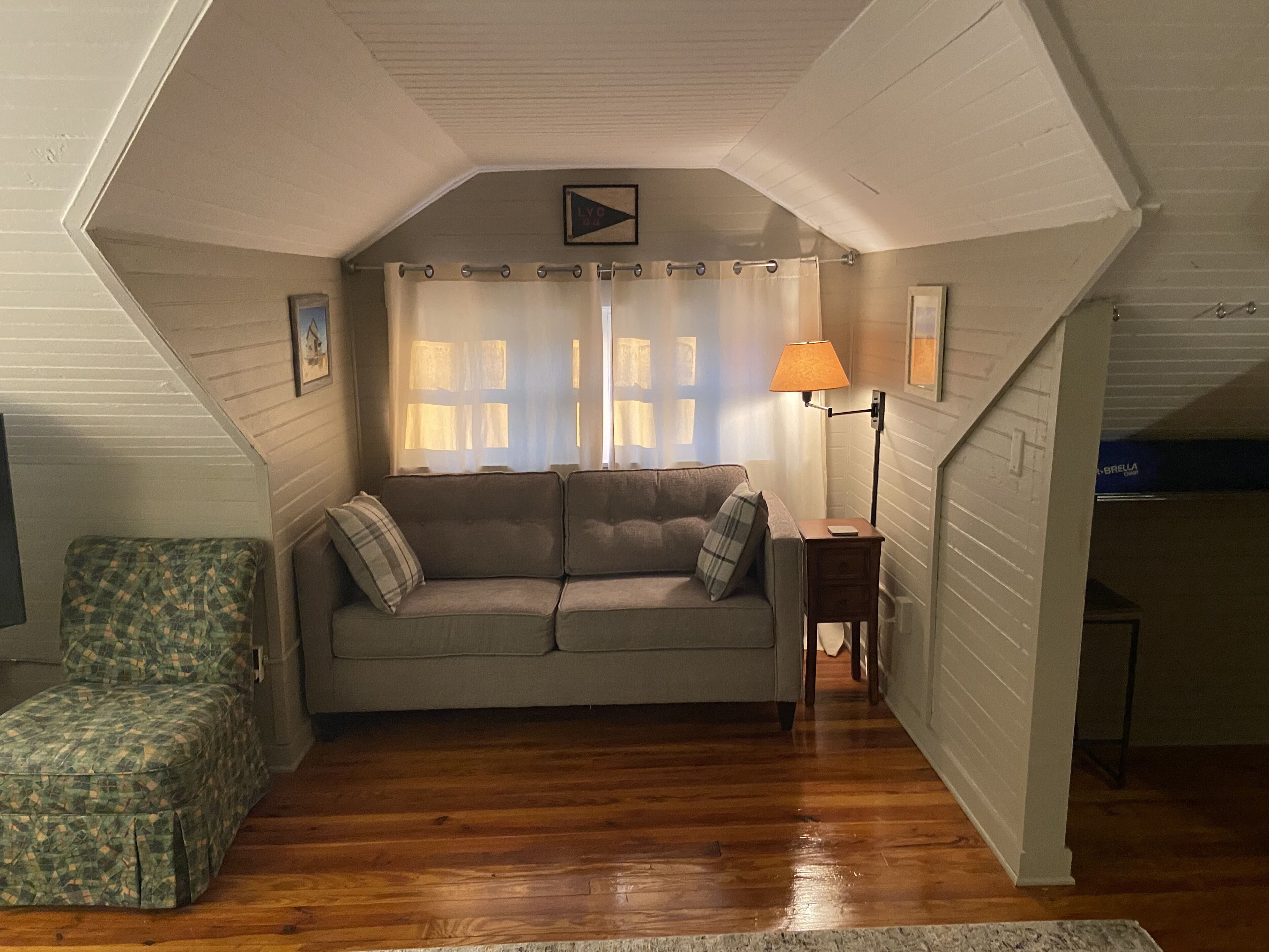 A Block To Beach And 2 To Bay: Cozy 2-bedroom Condo, Bay Head, New Jersey Shore - Jersey Shore, NJ