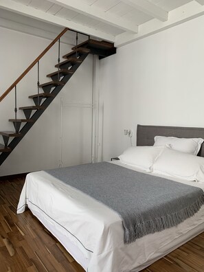 3 dormitorios, escritorio, wifi gratis y ropa de cama
