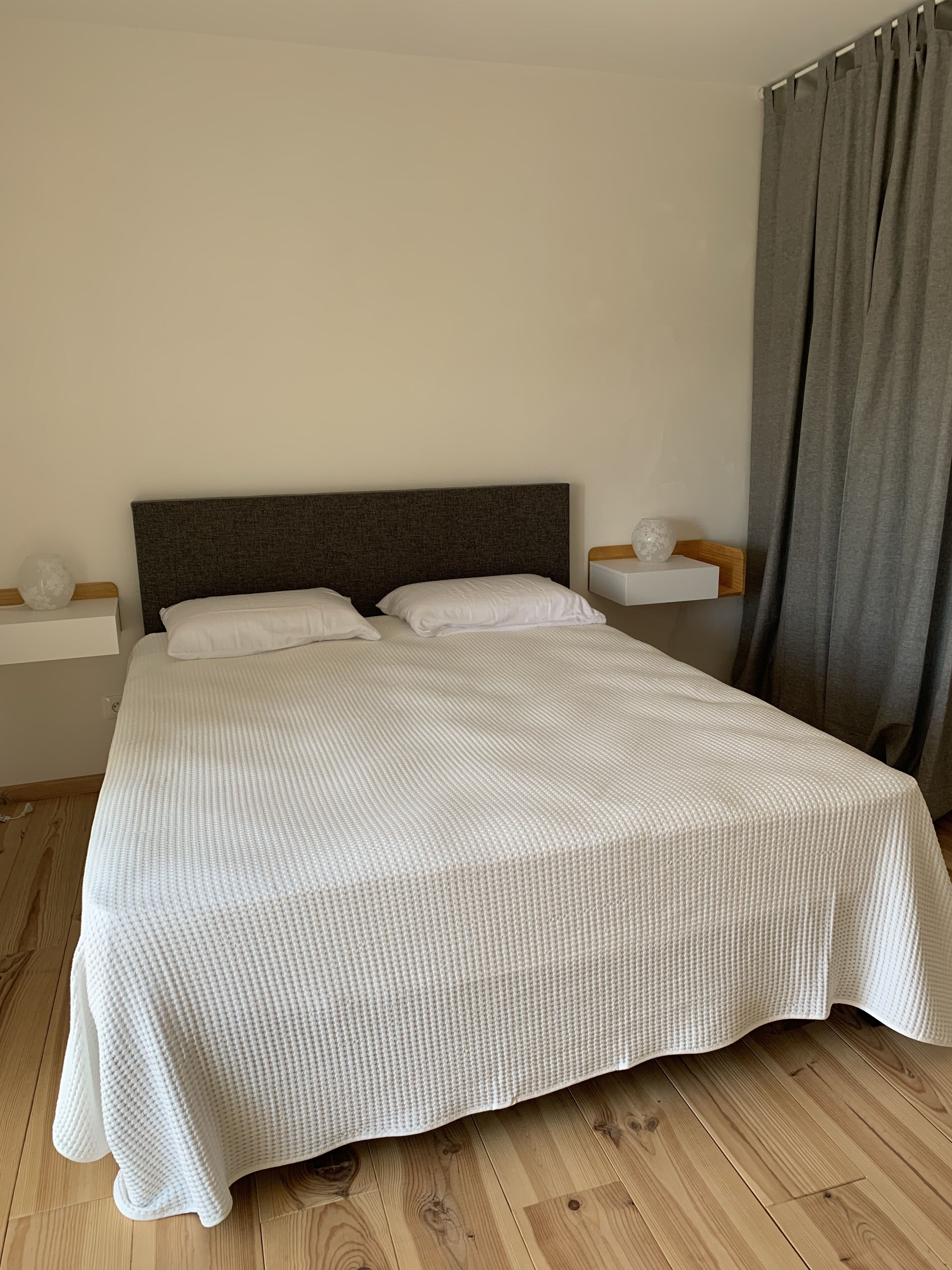 1 bedroom, iron/ironing board, travel cot, free WiFi