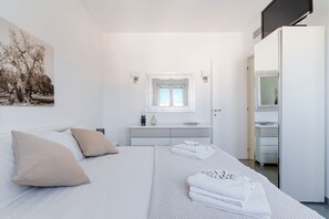 3 camere, ferro/asse da stiro, accesso a Internet, lenzuola