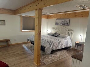 5 bedrooms, travel crib, free WiFi, bed sheets