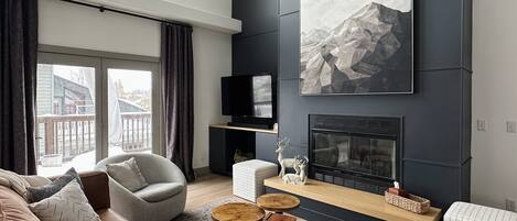 Smart TV, fireplace, video games, ping pong