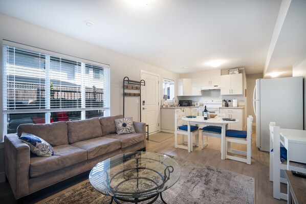 Interior - Stay at our comfy corner! (Surrey)