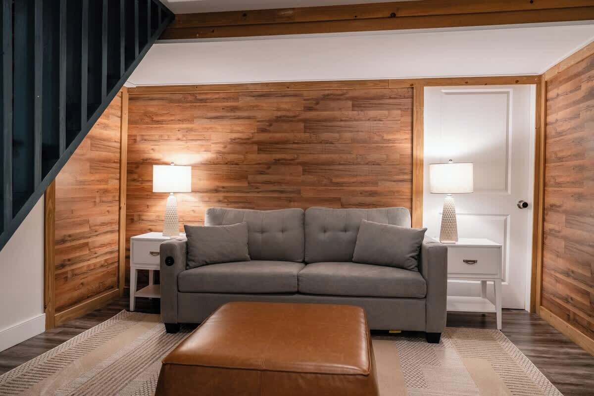 Smart TV, fireplace, offices