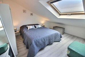 2 habitaciones, tabla de planchar con plancha y wifi gratis 