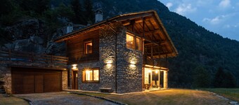 Walser chalet with 3,000sqm garden property 15 minutes from Alagna
