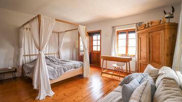 6 Schlafzimmer, kostenloses WLAN, BettwÀsche