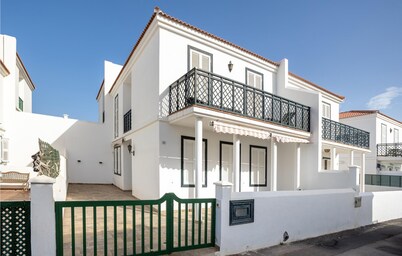 Beautiful home in Abades with WiFi