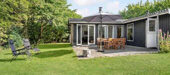 Lovely home in Nysted with WiFi