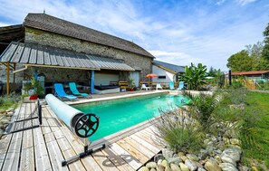 Pool - Gorgeous home in Aren (Aren)