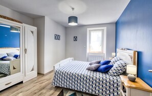 3 bedrooms, free WiFi, bed sheets