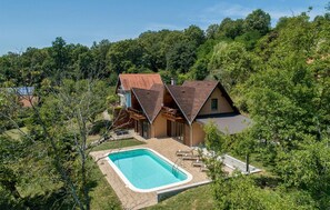 Beheizter Pool