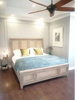 3 Schlafzimmer, Schreibtisch, Bügeleisen/Bügelbrett, kostenloses WLAN