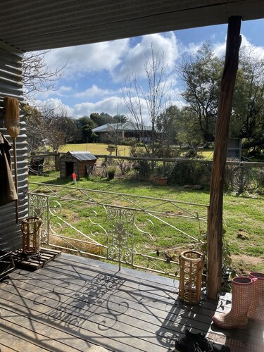 Charming Farmstay Deniliquin
