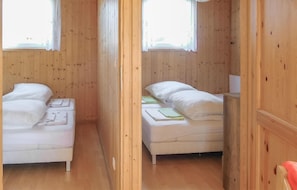 2 bedrooms, free WiFi