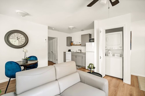 Gretel ; Private  one bedroom duplex in desirable Fort Smith downtown Park Hill