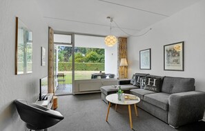 TV - Stunning apartment in Faaborg (Faaborg)