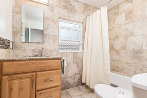 Ensemble baignoire-douche