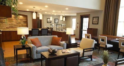 Studio | Pool + King bed + FREE Breakfast