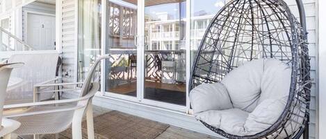 Condo, Multiple Beds, Kitchen, Beach View | Property grounds