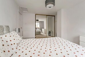 Rumah (1 Bedroom) | 1 kamar tidur