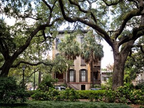 Exterior - Southern Belle Carriage House (Savannah)