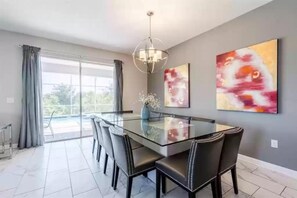 Villa, letti multipli | Ristoranti