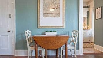 Condo, Berbilang Katil, Kitchen | Tempat makan