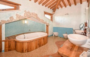Bathtub